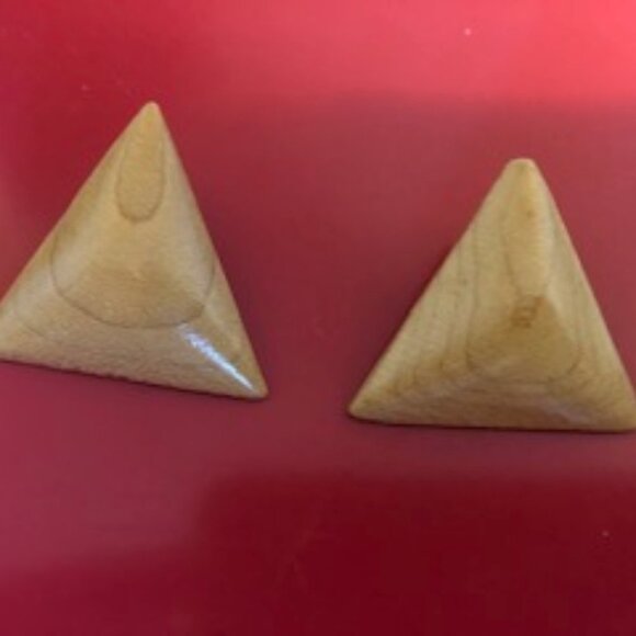 3 Pairs of Vintage Fashion Pierced Earrings - Picture 4 of 4